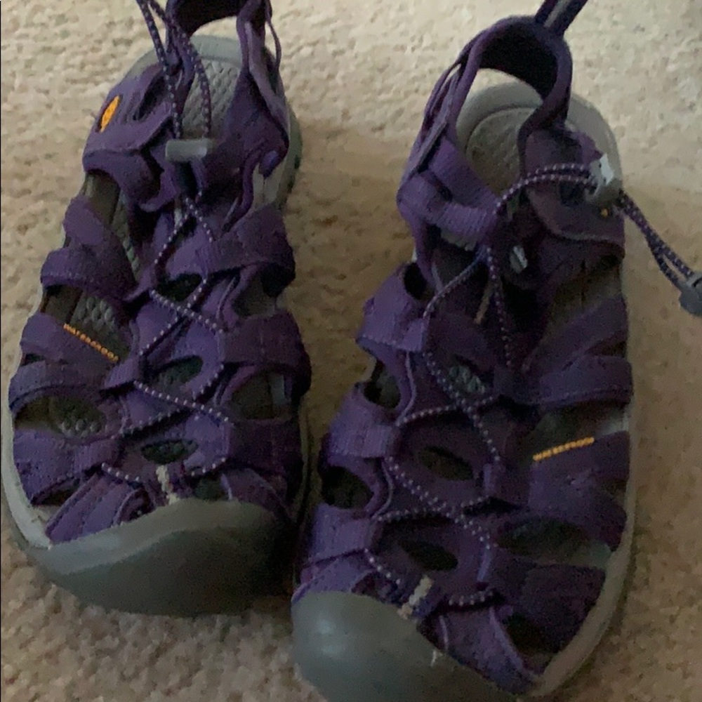 Keen waterproof shoes